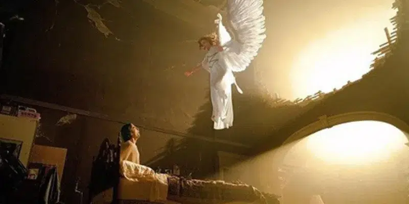 Thông điệp ẩn chứa khi mơ gặp lại người đã mất