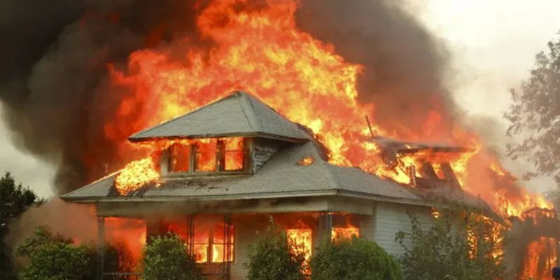 Giải mã giấc mơ cháy nhà theo từng trường hợp